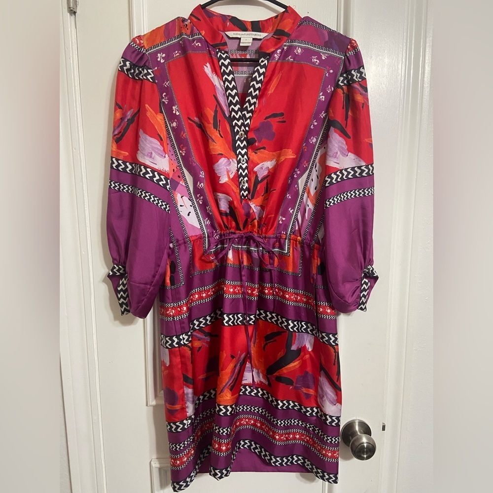 Diane VonFurstenberg Authentic 2016 Runway Women's Size 2 100% Silk Dress EUC - Picture 3 of 11